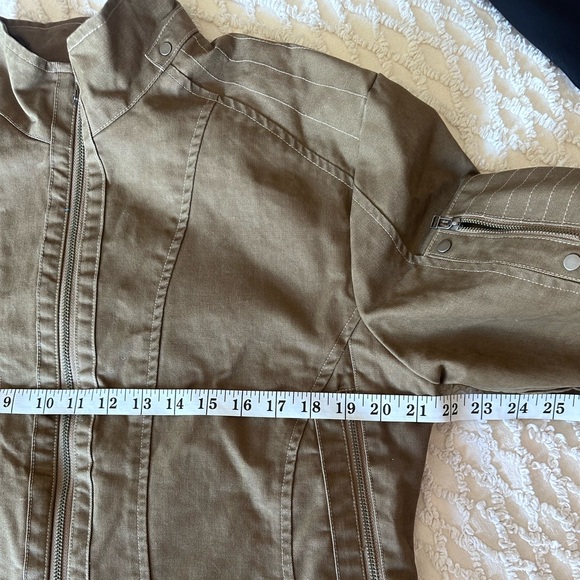 Kühl Burr Jacket in Olive - Picture 11 of 16